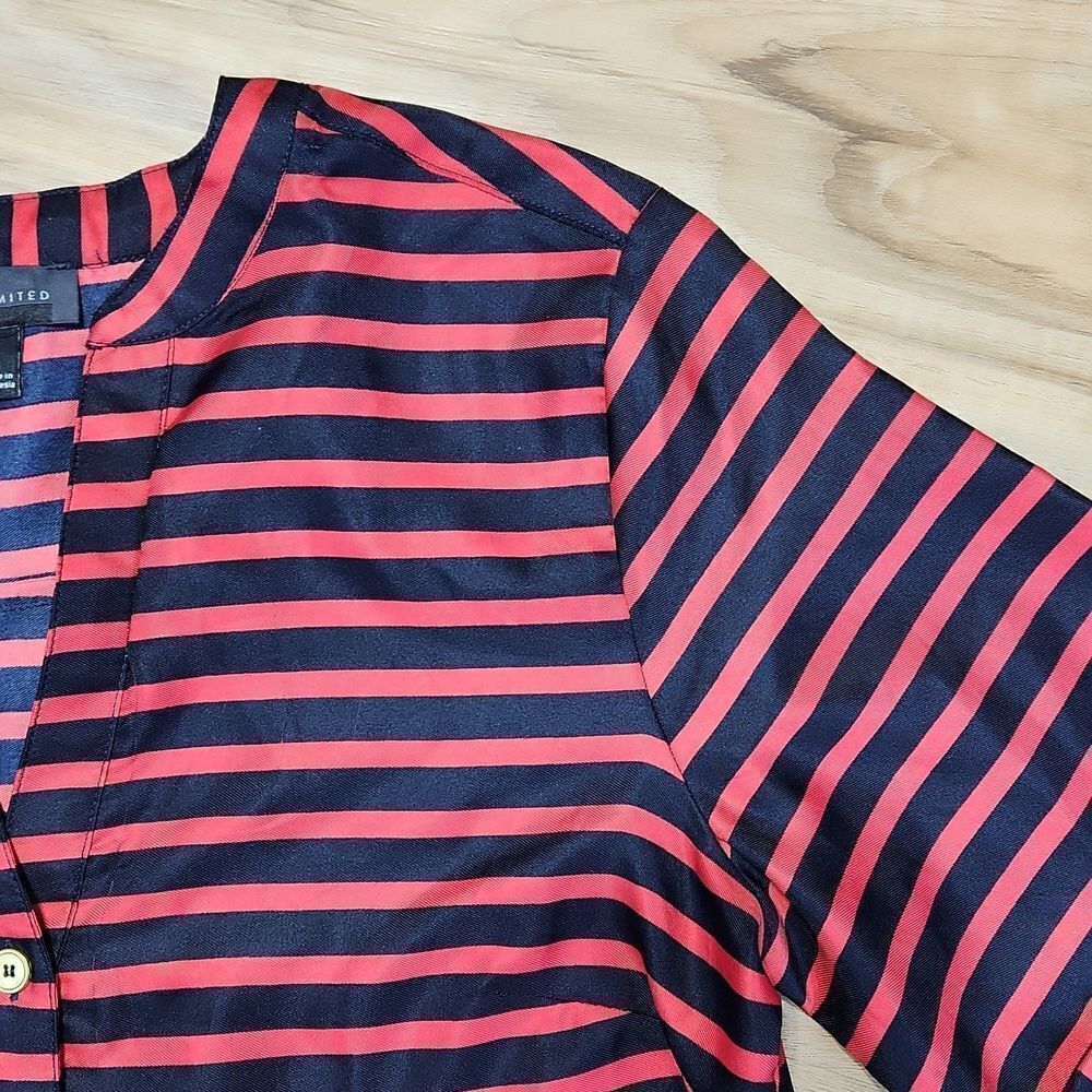 The Limited Popover Striped Vneck Long Sleeve Blouse Small — image 5 of 8
